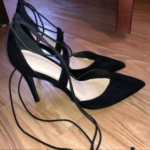 Black tie up heels